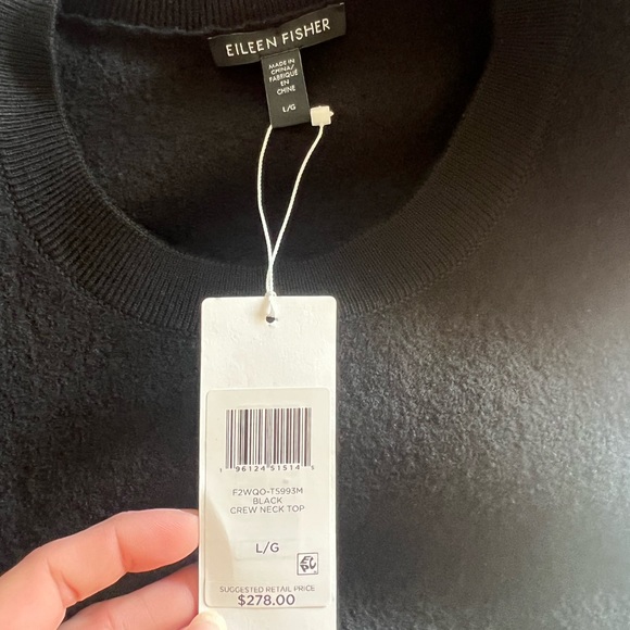 Brand new Eileen Fisher Black Crew Neck top - Picture 1 of 2